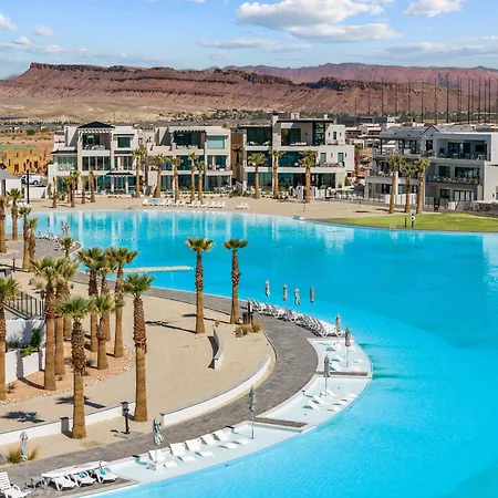 Pier 47 At Desert Color Townhouse